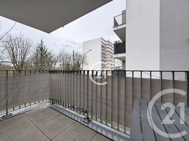 Appartement à louer - 2 pièces - 44.03 m2 - MONTREUIL - 93 - ILE-DE-FRANCE - Century 21 Boissière Immobilier