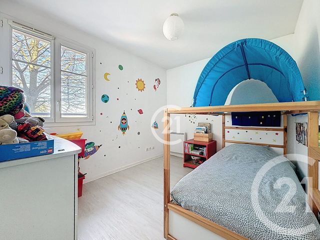 Appartement F4 à vendre - 4 pièces - 87.77 m2 - MONTREUIL - 93 - ILE-DE-FRANCE - Century 21 Boissière Immobilier