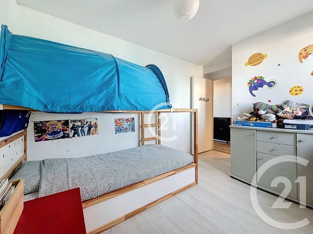 Appartement F4 à vendre - 4 pièces - 87.77 m2 - MONTREUIL - 93 - ILE-DE-FRANCE - Century 21 Boissière Immobilier