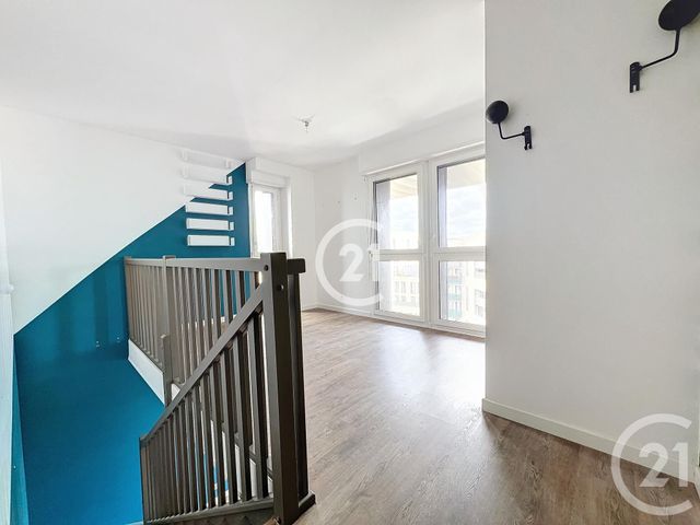 Appartement Duplex à vendre - 2 pièces - 42.06 m2 - MONTREUIL - 93 - ILE-DE-FRANCE - Century 21 Boissière Immobilier