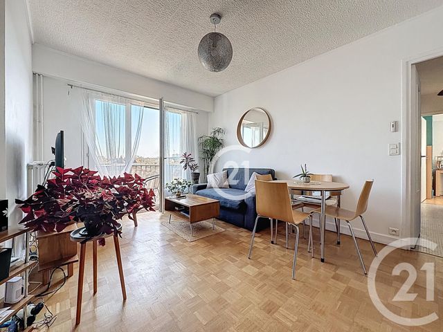 Appartement F3 à vendre - 3 pièces - 61.21 m2 - NOISY LE SEC - 93 - ILE-DE-FRANCE - Century 21 Boissière Immobilier