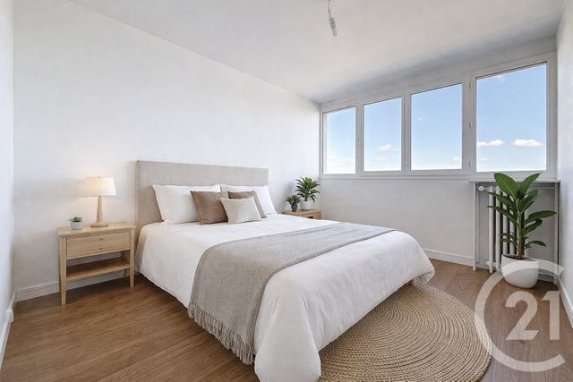 Appartement F4 à vendre - 4 pièces - 66.25 m2 - MONTREUIL - 93 - ILE-DE-FRANCE - Century 21 Boissière Immobilier