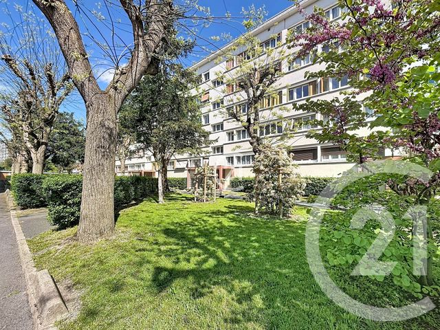 Appartement F4 à vendre - 4 pièces - 66.25 m2 - MONTREUIL - 93 - ILE-DE-FRANCE - Century 21 Boissière Immobilier