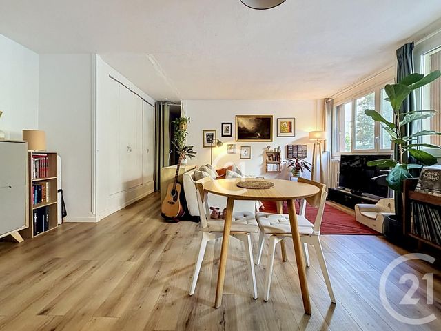 Appartement F4 à vendre - 4 pièces - 63.18 m2 - MONTREUIL - 93 - ILE-DE-FRANCE - Century 21 Boissière Immobilier