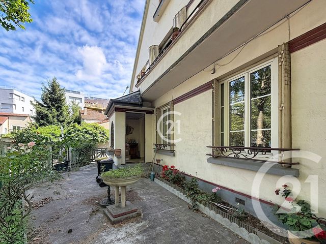 maison à vendre - 6 pièces - 100.42 m2 - MONTREUIL - 93 - ILE-DE-FRANCE - Century 21 Boissière Immobilier