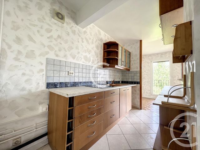 Appartement F2 à louer - 2 pièces - 42.77 m2 - ROMAINVILLE - 93 - ILE-DE-FRANCE - Century 21 Boissière Immobilier