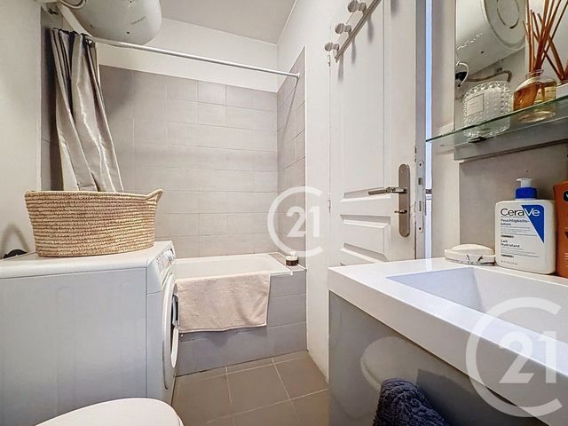 Appartement F2 à vendre - 2 pièces - 32.94 m2 - VINCENNES - 94 - ILE-DE-FRANCE - Century 21 Boissière Immobilier