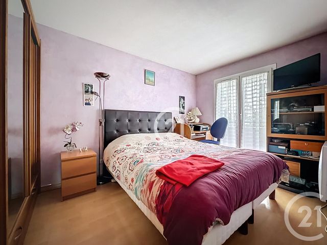 Appartement F4 à vendre - 4 pièces - 77.61 m2 - MONTREUIL - 93 - ILE-DE-FRANCE - Century 21 Boissière Immobilier