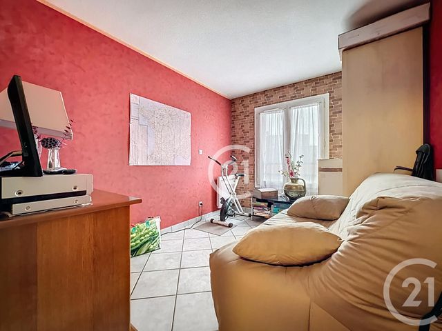 Appartement F4 à vendre - 4 pièces - 77.61 m2 - MONTREUIL - 93 - ILE-DE-FRANCE - Century 21 Boissière Immobilier