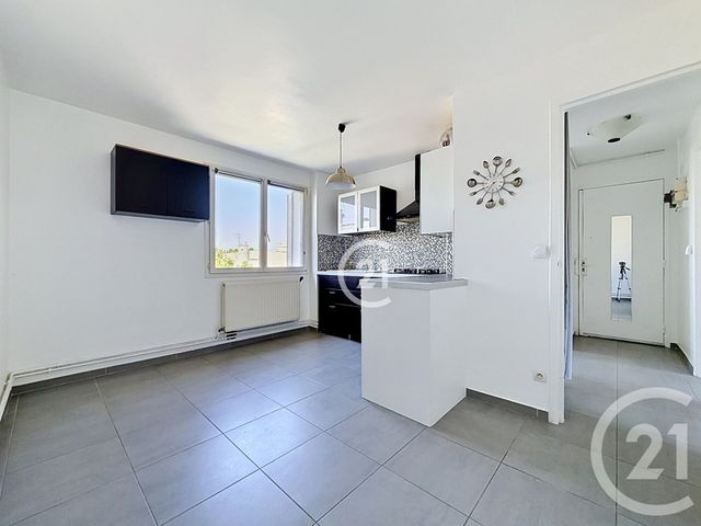 Appartement F3 à vendre - 3 pièces - 45.53 m2 - MONTREUIL - 93 - ILE-DE-FRANCE - Century 21 Boissière Immobilier