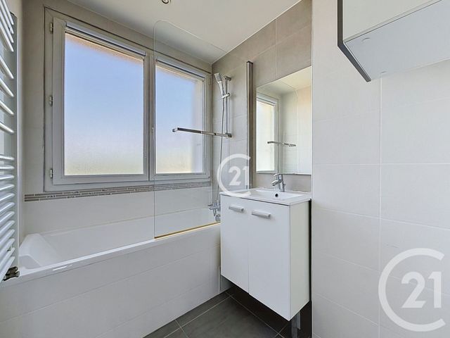 Appartement F3 à vendre - 3 pièces - 45.53 m2 - MONTREUIL - 93 - ILE-DE-FRANCE - Century 21 Boissière Immobilier