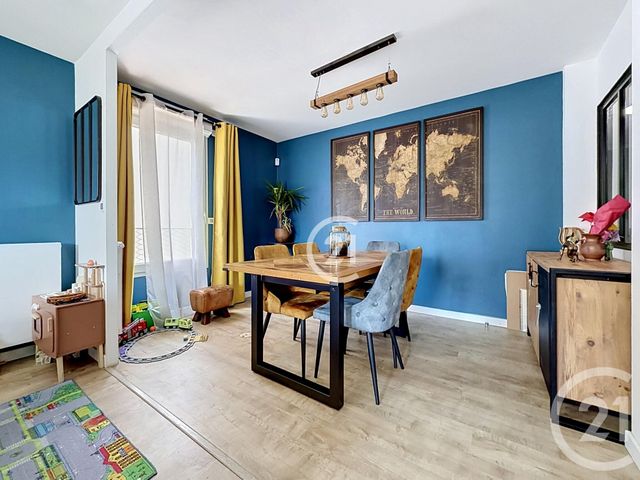 Appartement F4 à vendre - 4 pièces - 80.2 m2 - MONTREUIL - 93 - ILE-DE-FRANCE - Century 21 Boissière Immobilier