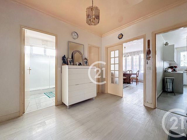 Appartement F3 à vendre - 3 pièces - 69.2 m2 - NOISY LE SEC - 93 - ILE-DE-FRANCE - Century 21 Boissière Immobilier