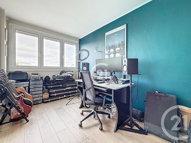 Appartement F4 à vendre - 4 pièces - 62.33 m2 - MONTREUIL - 93 - ILE-DE-FRANCE - Century 21 Boissière Immobilier
