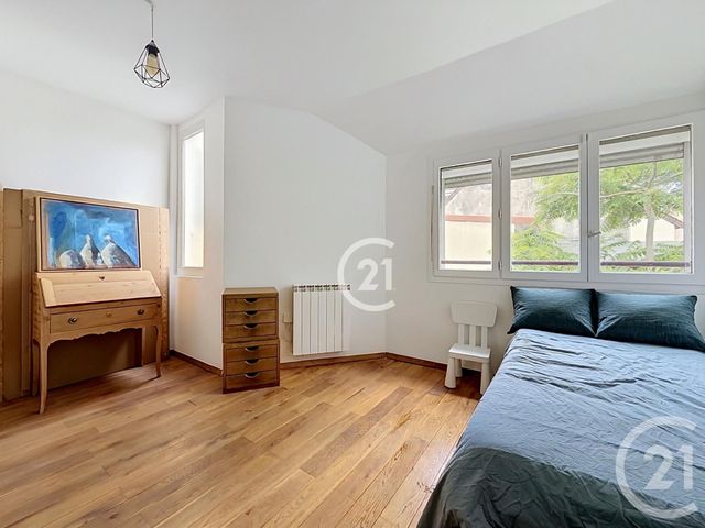 Appartement Duplex à vendre - 4 pièces - 93.05 m2 - MONTREUIL - 93 - ILE-DE-FRANCE - Century 21 Boissière Immobilier
