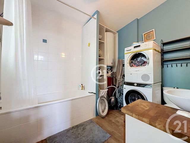 Appartement Duplex à vendre - 4 pièces - 93.05 m2 - MONTREUIL - 93 - ILE-DE-FRANCE - Century 21 Boissière Immobilier