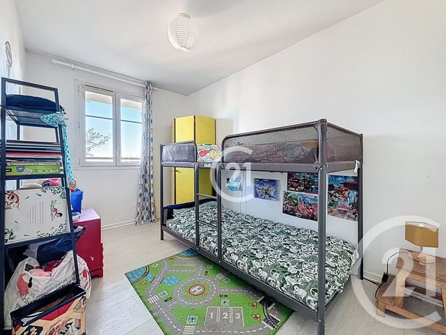 Appartement à louer - 4 pièces - 88.0 m2 - NOISY LE SEC - 93 - ILE-DE-FRANCE - Century 21 Boissière Immobilier