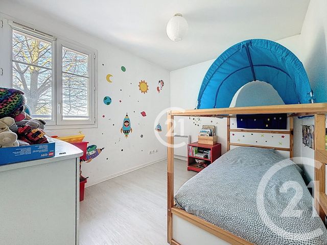 Appartement à louer - 4 pièces - 88.0 m2 - NOISY LE SEC - 93 - ILE-DE-FRANCE - Century 21 Boissière Immobilier