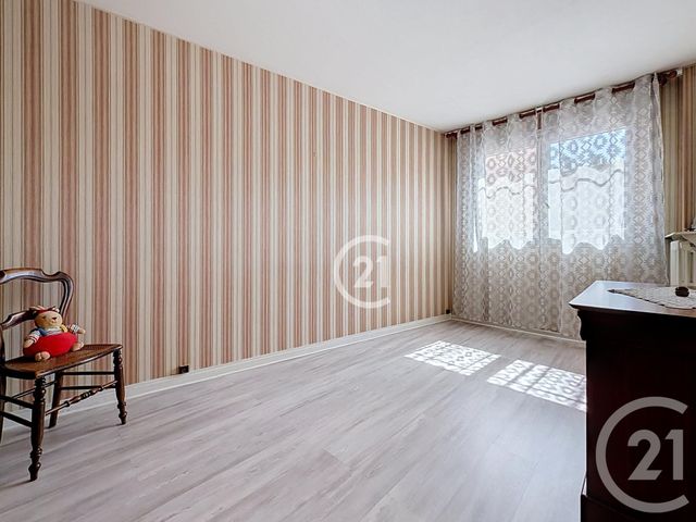 Appartement F3 à vendre - 3 pièces - 65.99 m2 - MONTREUIL - 93 - ILE-DE-FRANCE - Century 21 Boissière Immobilier