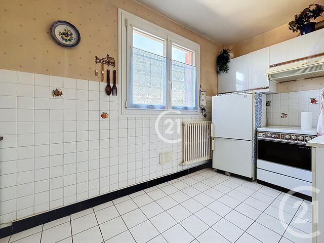 Appartement F3 à vendre - 3 pièces - 65.99 m2 - MONTREUIL - 93 - ILE-DE-FRANCE - Century 21 Boissière Immobilier