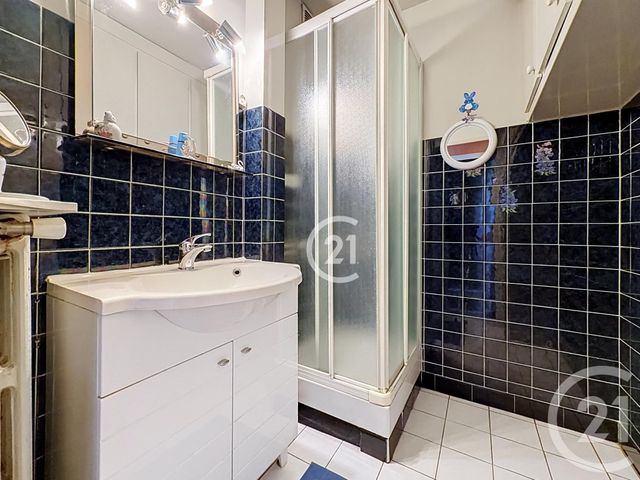 Appartement F3 à vendre - 3 pièces - 65.99 m2 - MONTREUIL - 93 - ILE-DE-FRANCE - Century 21 Boissière Immobilier