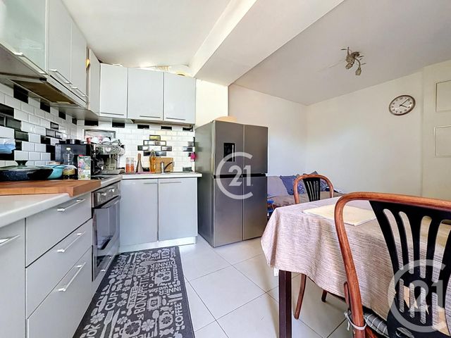 Appartement F3 à vendre - 3 pièces - 45.44 m2 - MONTREUIL - 93 - ILE-DE-FRANCE - Century 21 Boissière Immobilier