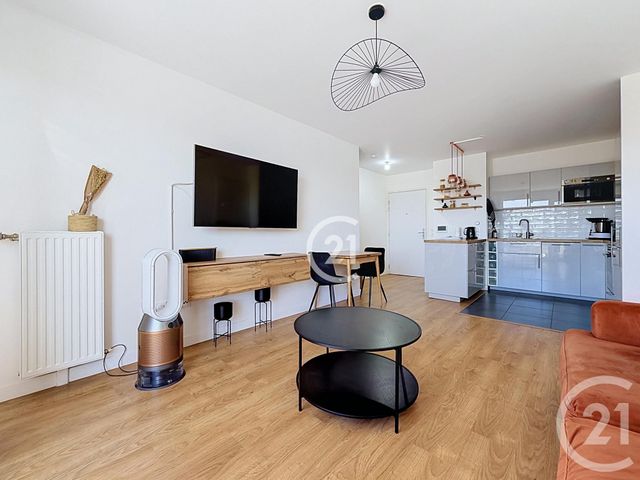 Appartement F2 à vendre - 2 pièces - 42.07 m2 - MONTREUIL - 93 - ILE-DE-FRANCE - Century 21 Boissière Immobilier